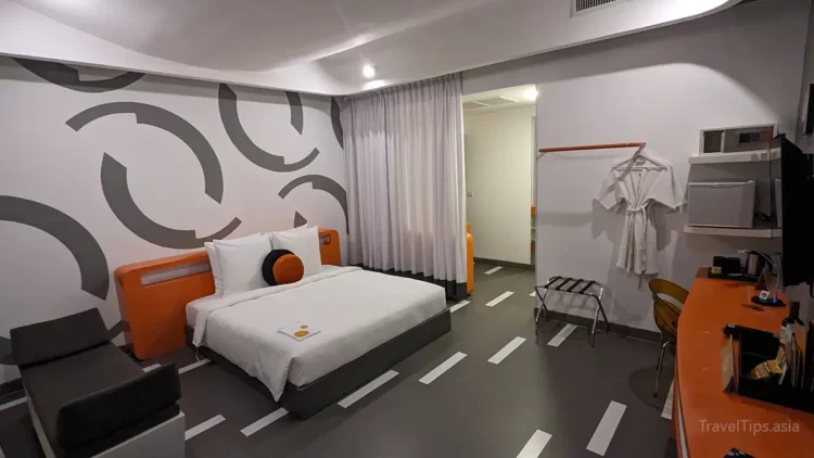 sun and moon urban hotel phnom penh